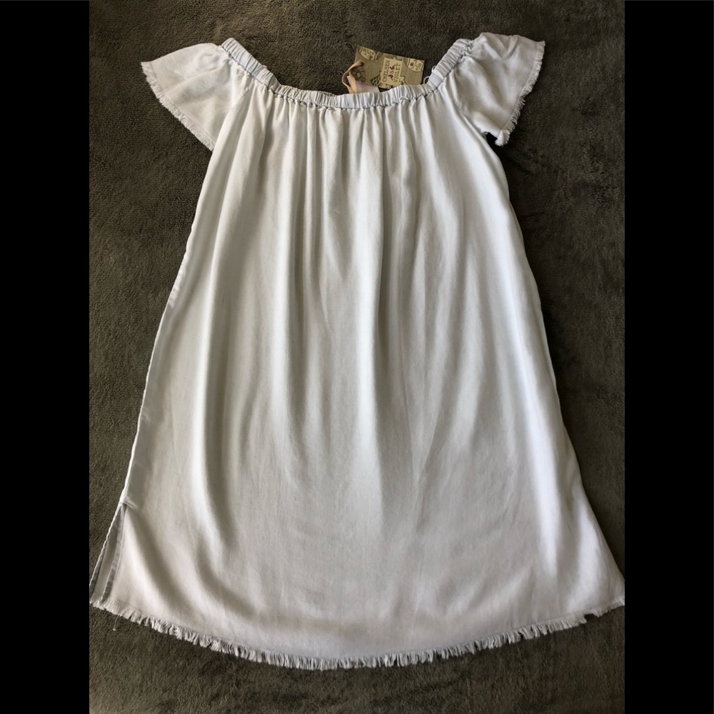 🔥SALE 🔥 Chelsea & Violet Off the Shoulder Dress